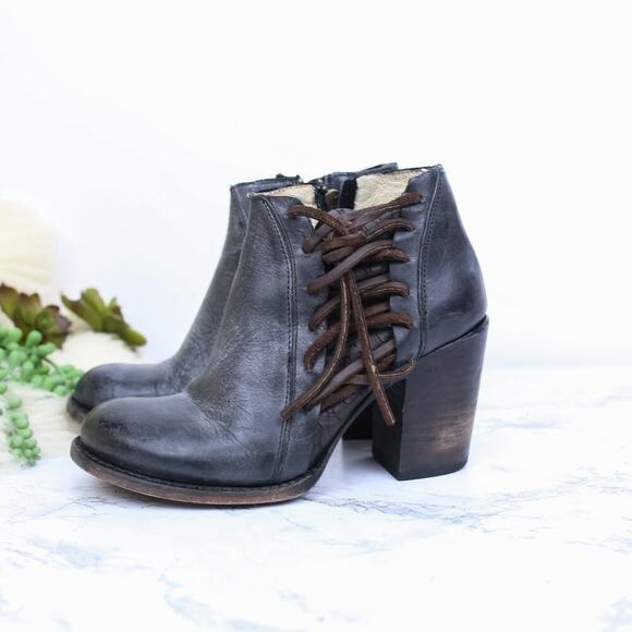 Freebird by Steven Brook Gray Black Distressed Leather Ankle Boots Zip Size 6 - Picture 1 of 6